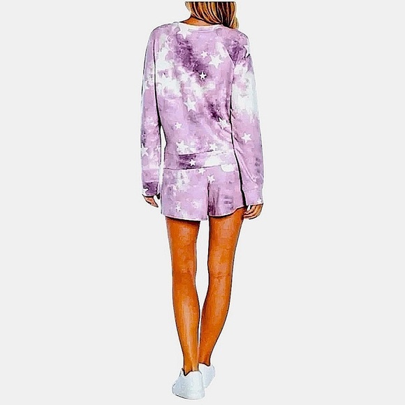 WILDFOX Soft Lounge Shorts in Shades of White and Purple ‘Tie Dye Stars’ - Picture 2 of 12